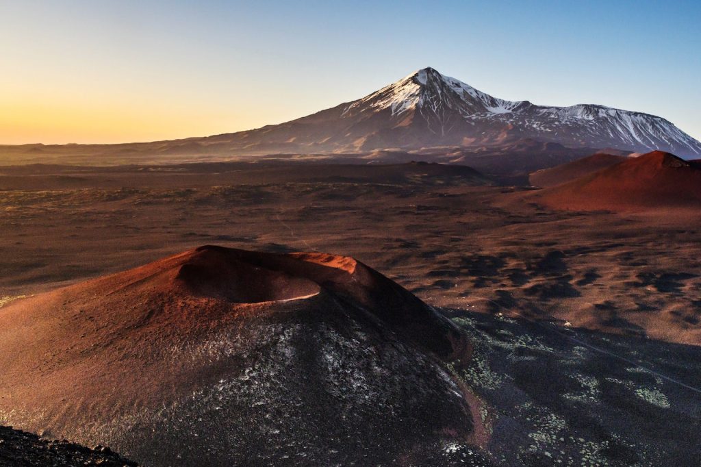 Volcanoes in National Parks Credit : pexels.com